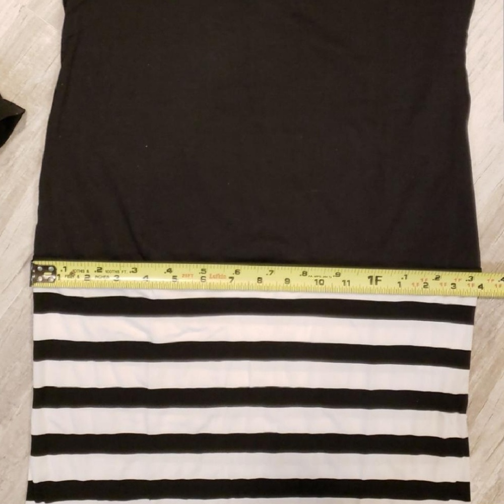🆕Long Sleeve Black & White Striped Bodycon Dress - Picture 5 of 5